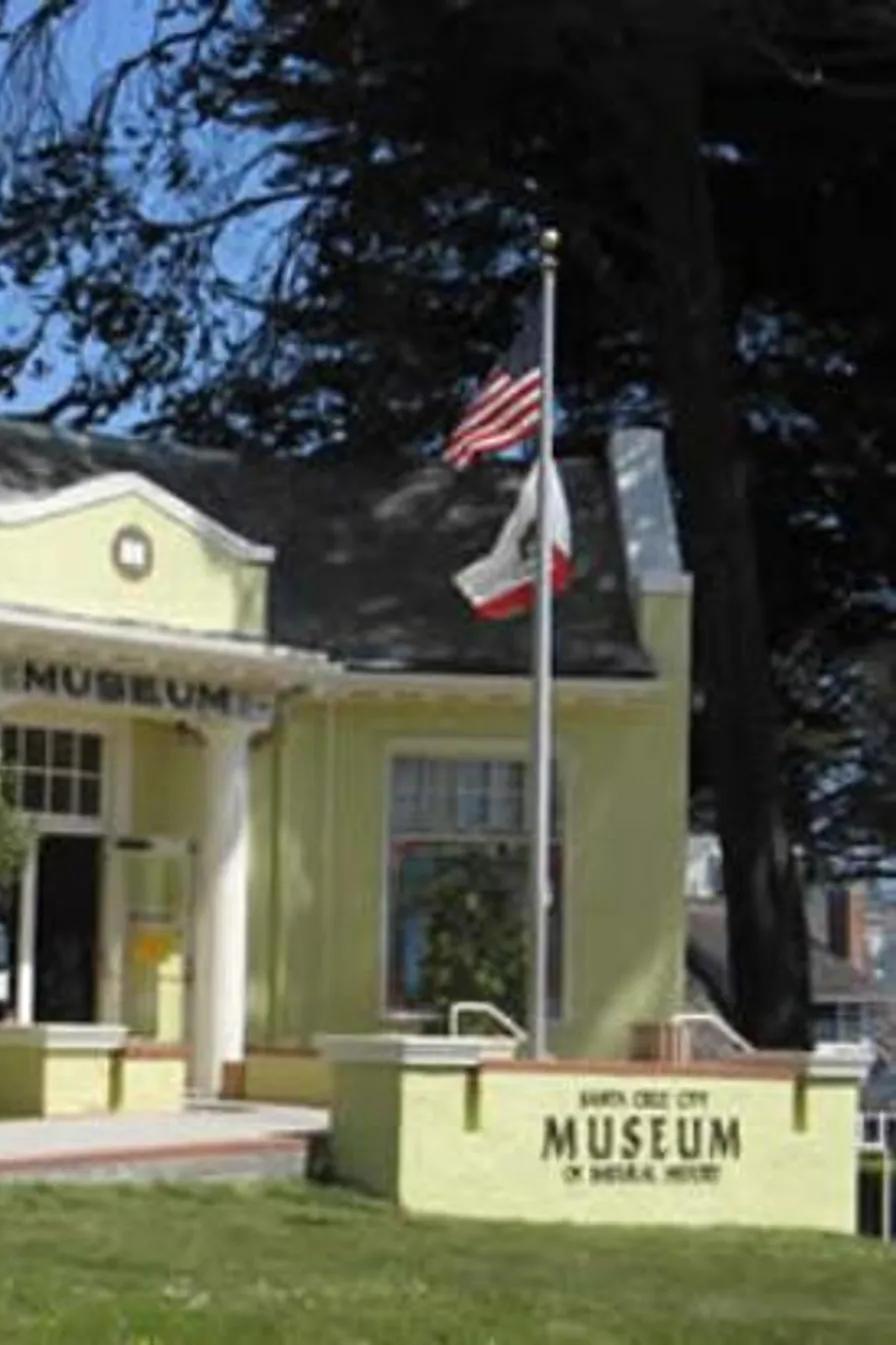 Santa Cruz Museum of Natural History
